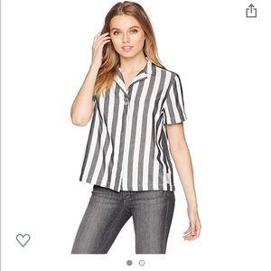 Calvin Klein short sleeve button down shirt